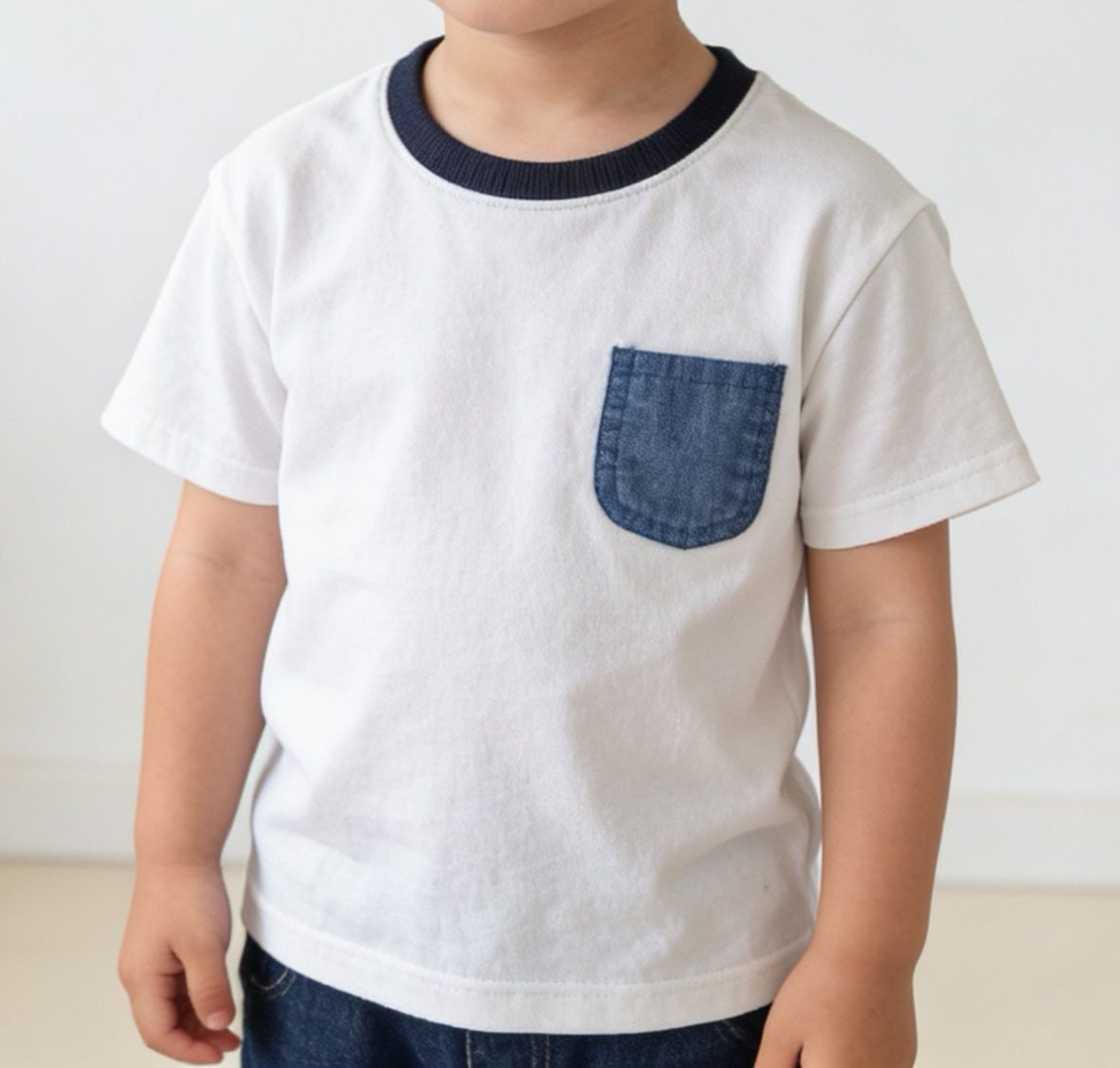 BSCI Certified 100% Cotton Kids T-shirt with Denim Pocket